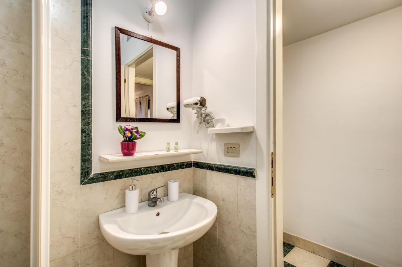 Popolo Accommodation - Lovely Central Apartment Rome Extérieur photo